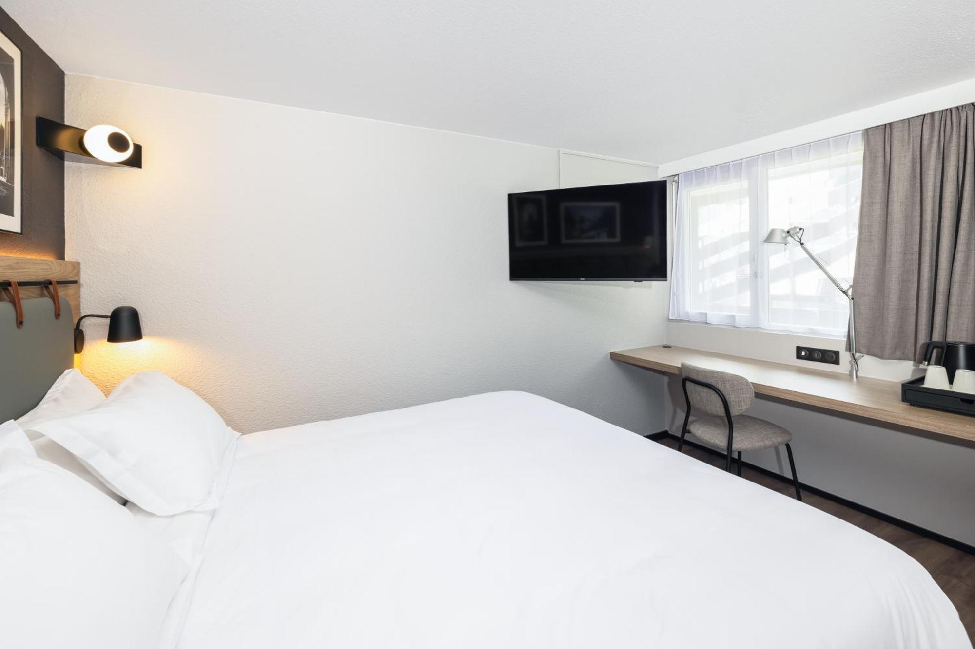 Hotel Campanile Bordeaux Est - Artigues Esterno foto